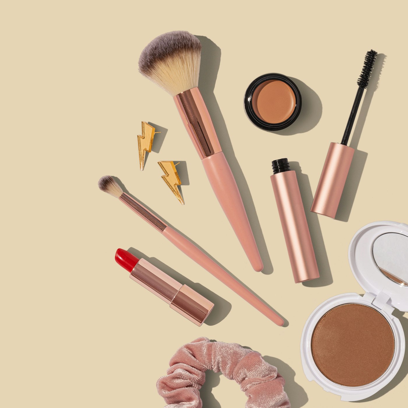 ترفندهای آرایش روزانه سریع و حرفه‌ای